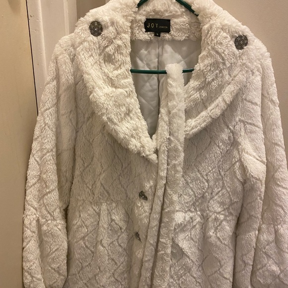 Beautiful white teddy bear dress coat - Picture 2 of 2